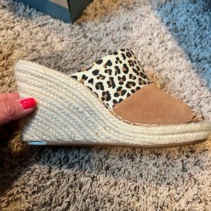 Toms Monica Mule